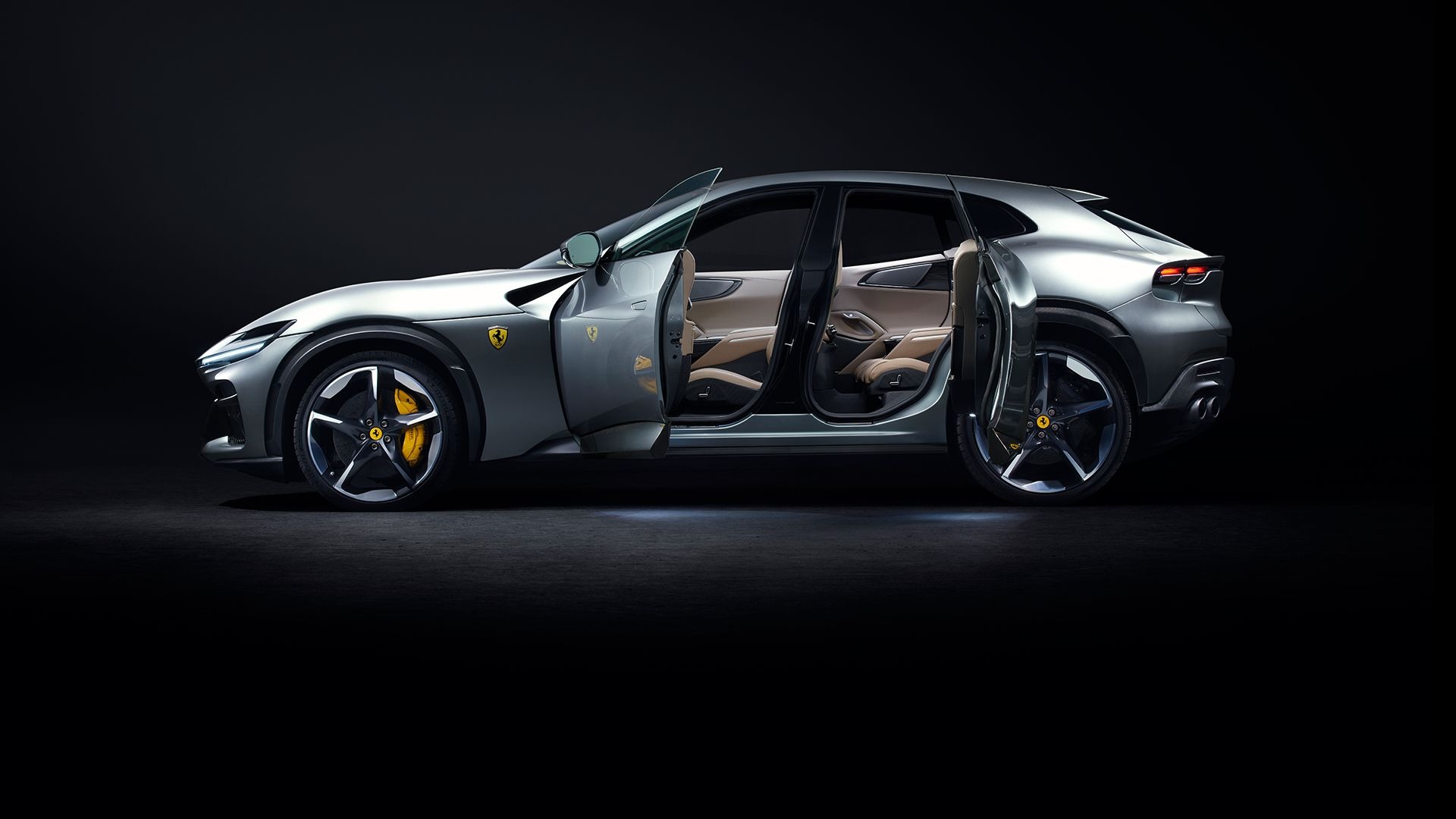 Ferrari АВИЛОН — Купить новый Феррари 2023-2024 в официальном дилере в  Москве