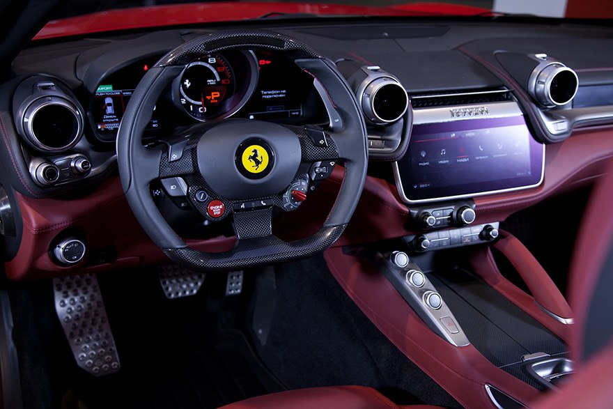 Ferrari gtc4lusso Interior