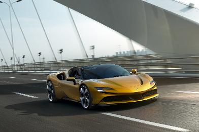 SF90 Spider – самый мощный кабриолет в истории Ferrari