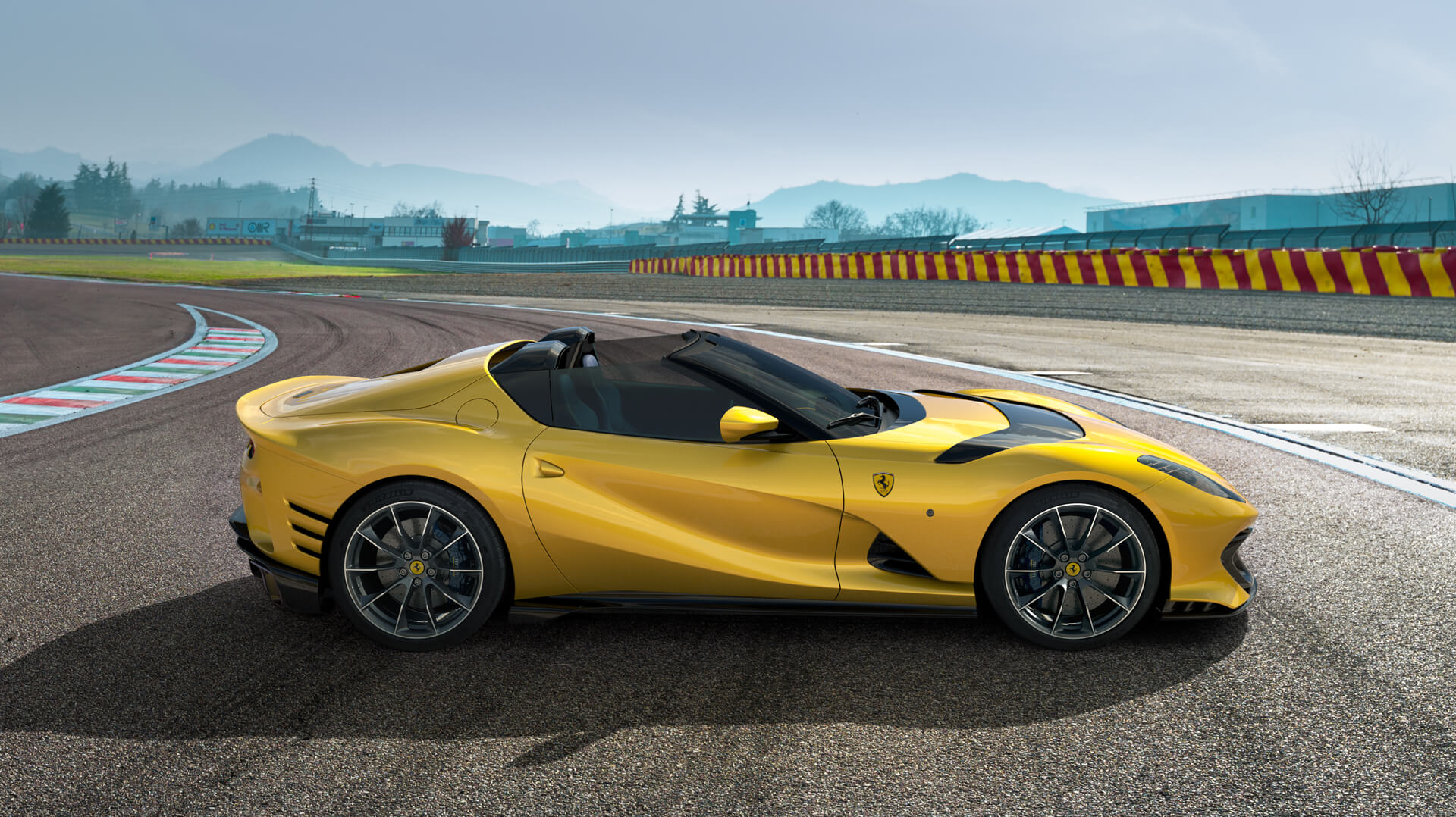 Купить новый Ferrari 812 Competizione A 2023-2024 года у официального  дилера, комплектации и цены в АВИЛОН Москва